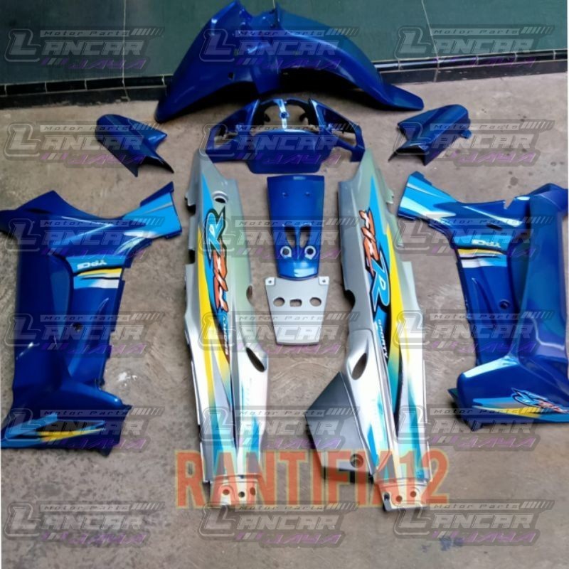 cover bodi Fizr full set bodi motor fizr limitid edition biru silver BISA COD.