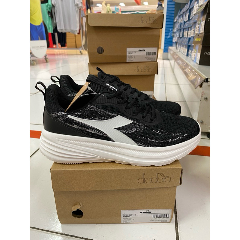 Diadora Kirton Mens Original Sepatu Hitam/Putih Ukuran 39-44
