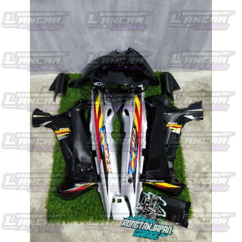 full set bodi halus fizr f1zr fiz r hitam silver dualtone cover body fizr f1zr hitam silver dualtone