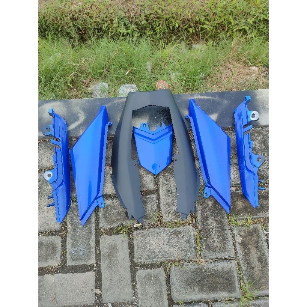COVER BODY SET BELAKANG VIXION NEW VIXION KS NVL NVA WARNA BIRU