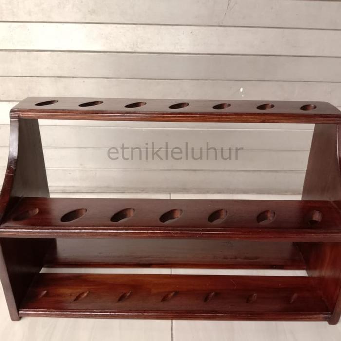 Jagrak Pusaka isi 14 keris (bisa patrem bisa standar) kayu jati tua