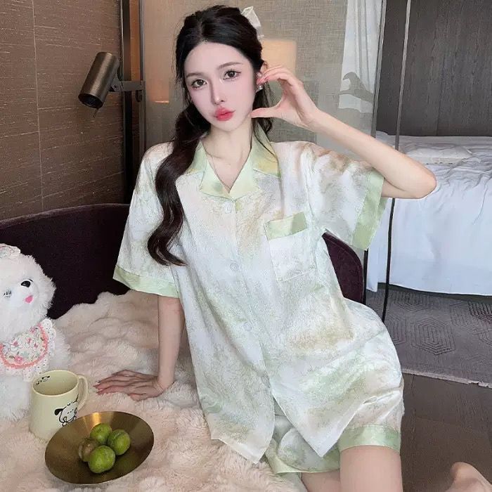 Set Piyama Satin Wanita / Piyama Sutra Celana Pendek lengan pendek