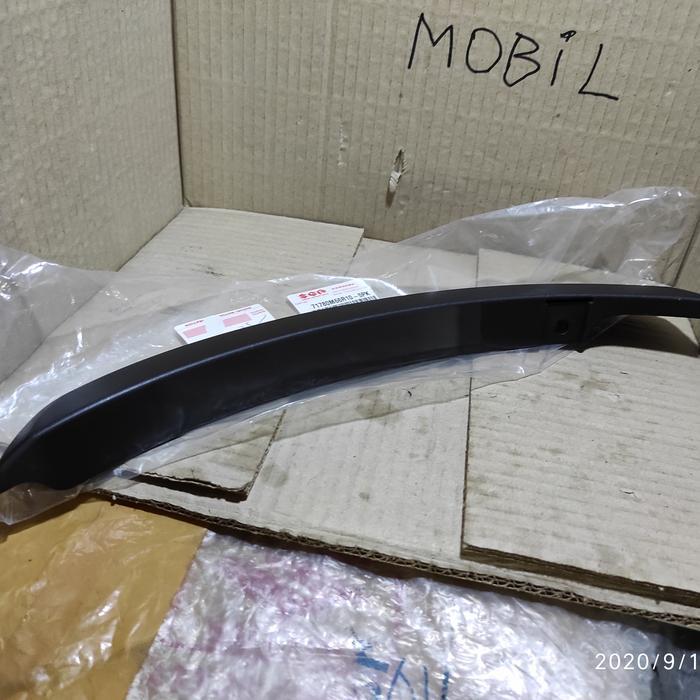 Fender Bemper depan Ignis - Kiri