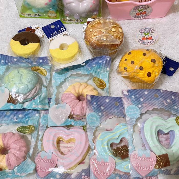 [READY STOCK] Cafe De N Squishy dreamy pastel french cruller donut, cream puff , churro, cupcake, ch