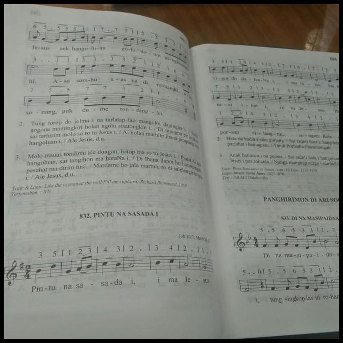 Bibel Dan Buku Ende Seplemen (Buku Ende Hkbp) Best Seller