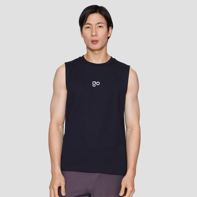 Suko Kaos Kerah Bulat Tanpa Lengan Pria 121640029