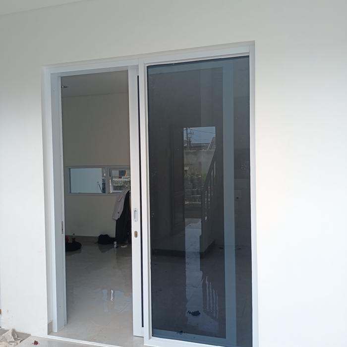 Pelunasan pintu sleding alumunium kaca