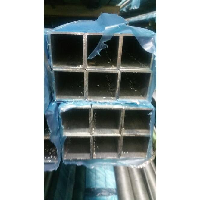 hollow aluminium 50 x 50 x t2 x 1000