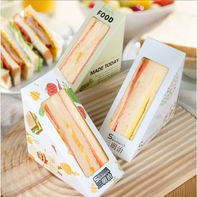 YUEW 10pcs Paper Sandwich Box 12cm / Box Packing Sandwich / Kemasan Sandwich Segitiga Foodgrade