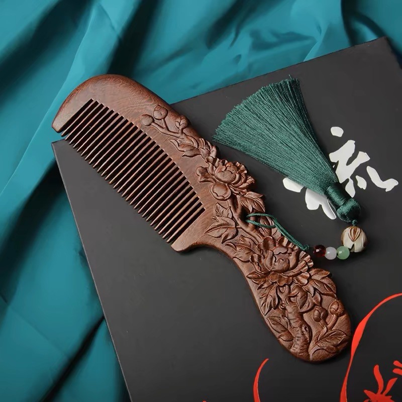 Sisir Kayu Cendana Hitam Emas Dua Sisi Ukiran Vintage Sisir Rambut Panjang Portabel Perawatan Rambut