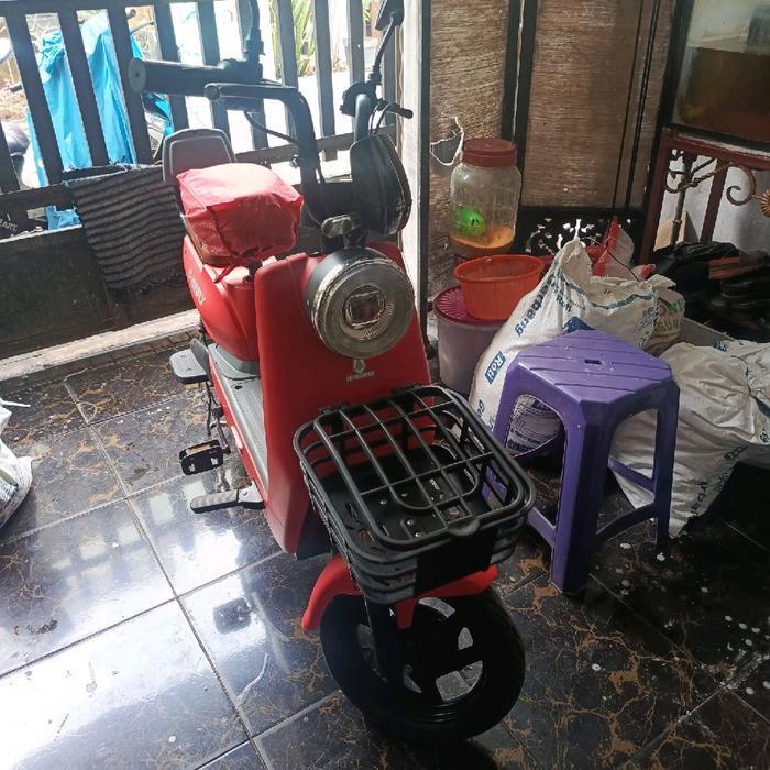 sepeda listrik, motor listrik, bekas , uwinfly, goda, dll