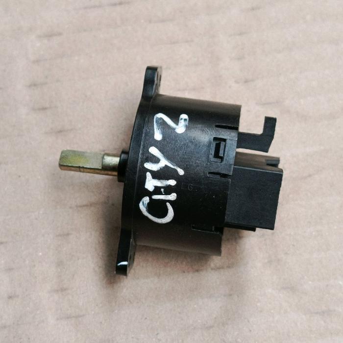 M10069 switch saklar putaran setelan Blower AC honda City type z city-z copotan