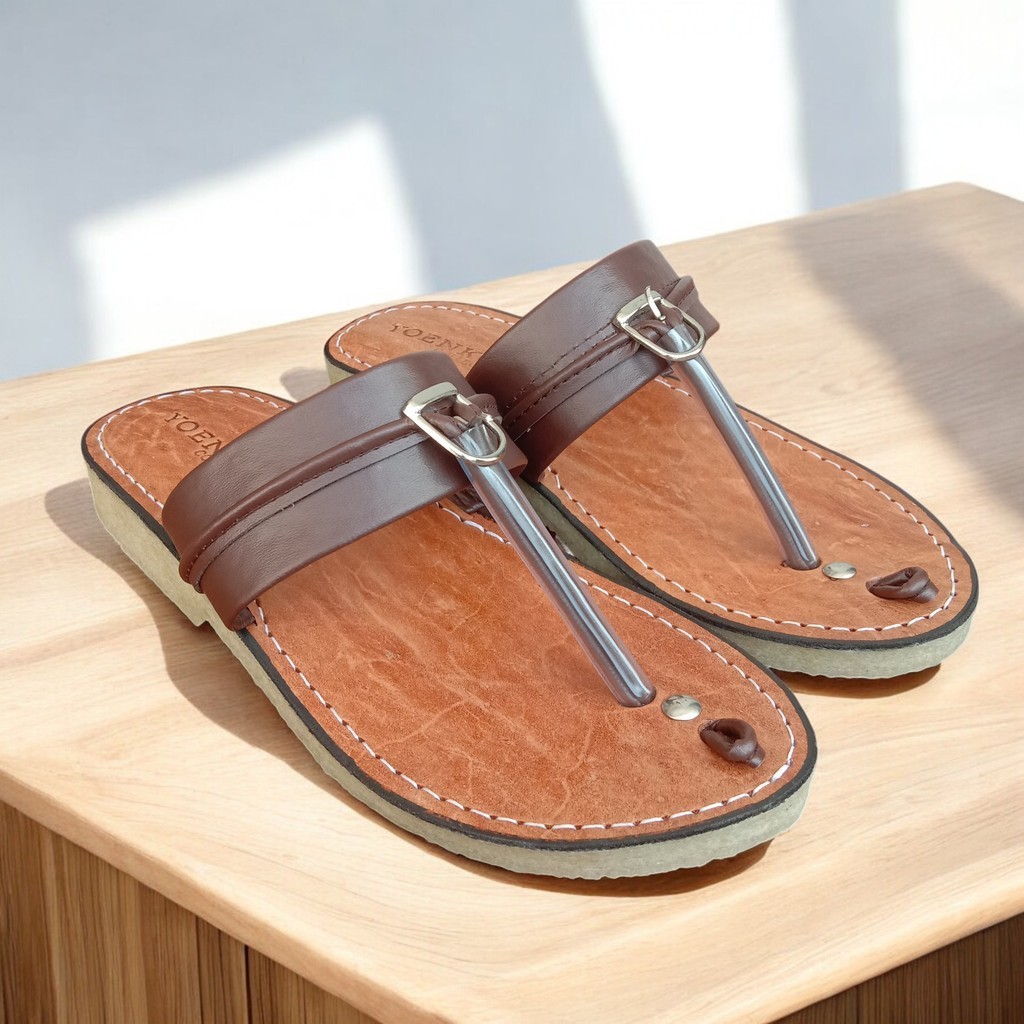 Sendal Tarumpah Kulit Sol Karet Mentah Nonslip Yoenkoe Tasik / Sandal Kulit Coklat Tarumpah Elegan