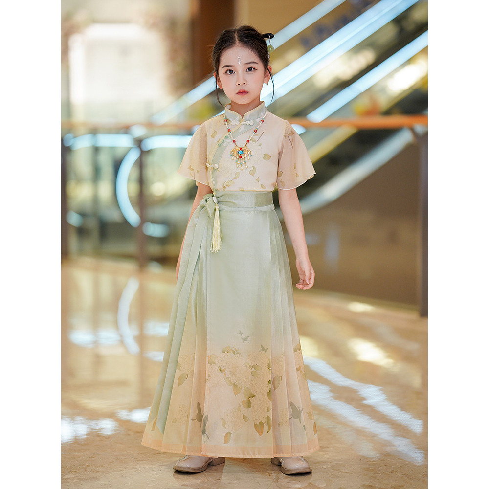 [Kota Dongeng]Hanfu anak perempuan baru, menampilkan desain rok berwajah kuda,dalam gaya Cina modern