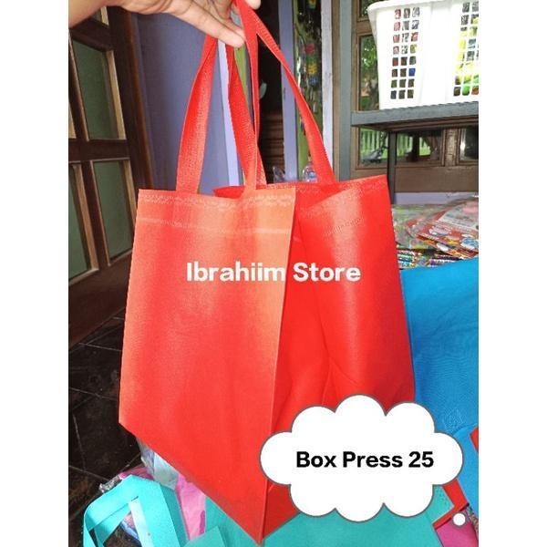 PROMO ISI 12 PCS TAS BOX NASI UKURAN 25X25 CM / TAS KOTAK NASI MODEL PRESS UKURAN 25 CM By Grosir Ta