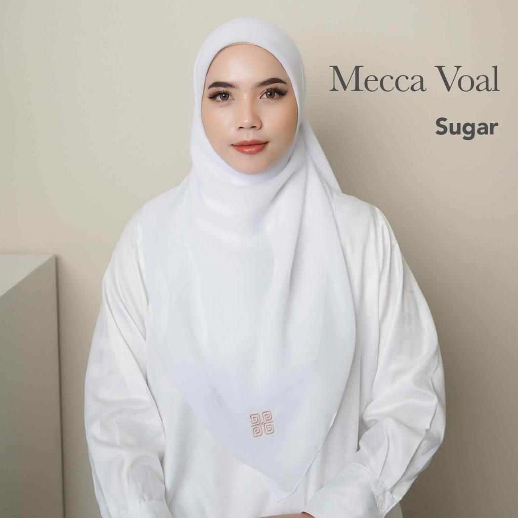 Restu Anggraini - Mecca Voal Scarf Hijab Segiempat Polos Terlaris