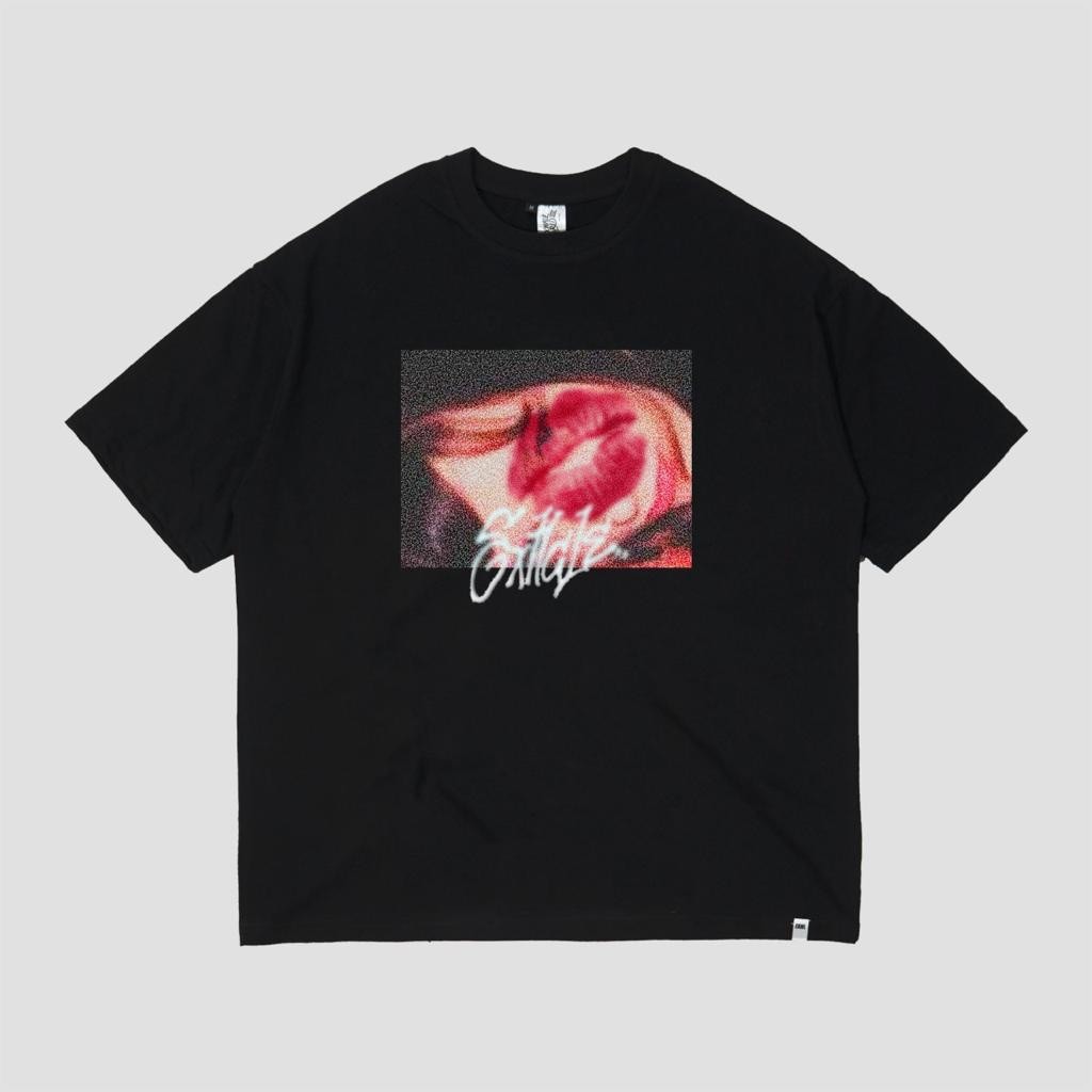 Exhale Tshirt Oversized Levres