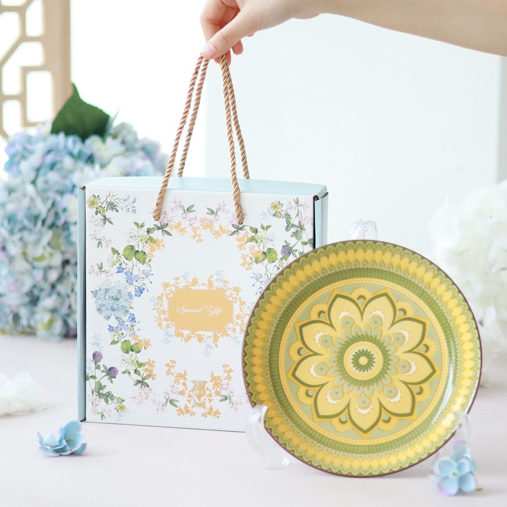 Golden Hampers Piring Set Premium Gift Set Piring Keramik Premium