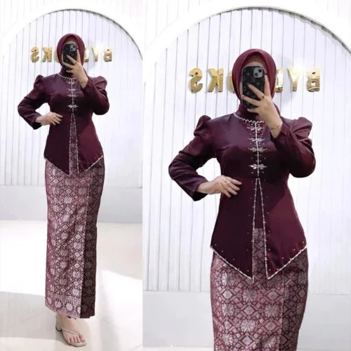 Alana One Set Baju Kurung Melayu Rok Songket  Mahoghany Baju Kondangan Wisuda Burgundy Rok Span Atas