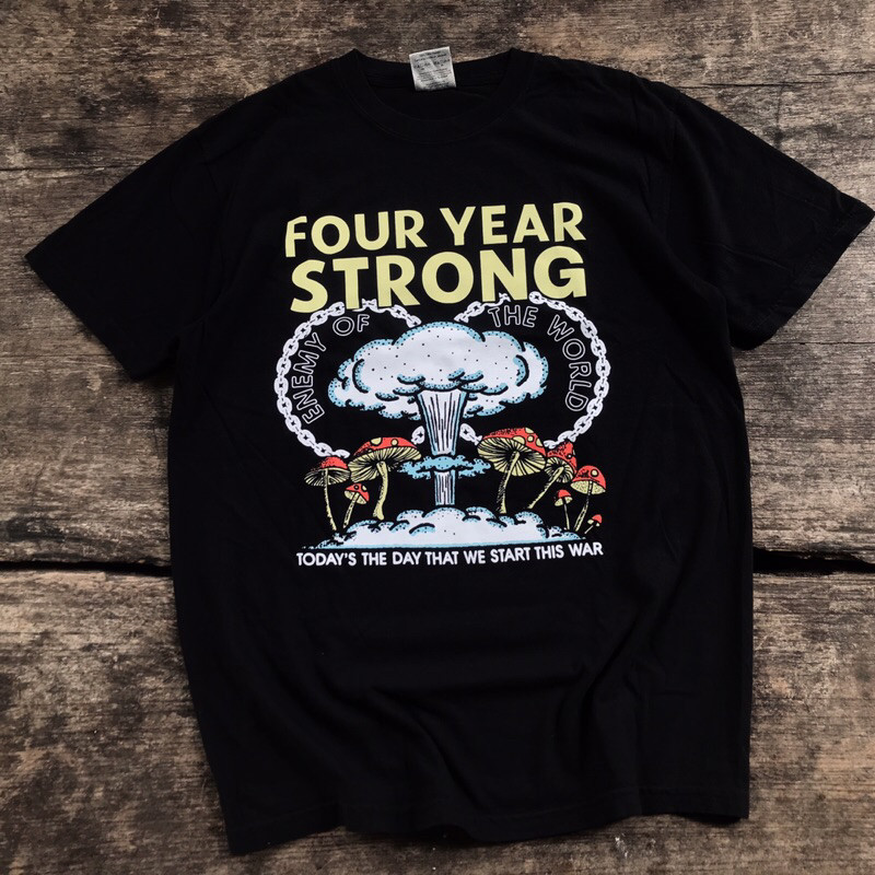 COD FOUR YEAR STRONG EXPLOSION TSHIRT BLACK