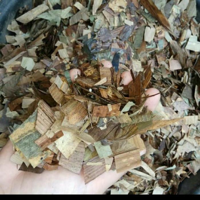 Daun bambu kering media tanam anggrek