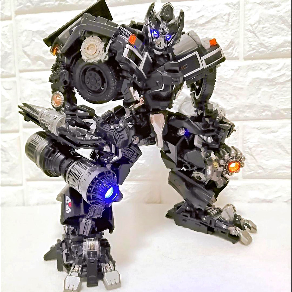 BMB Ironhide LS09 Robot Transformation Toys Autobots MPM06 Action Figure Deformation Model
