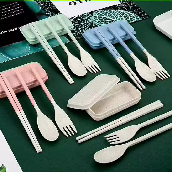 Alat Makan Lipat Portable Set warna Pink | Sendok Garpu Sumpit 3in1 Bahan Jerami