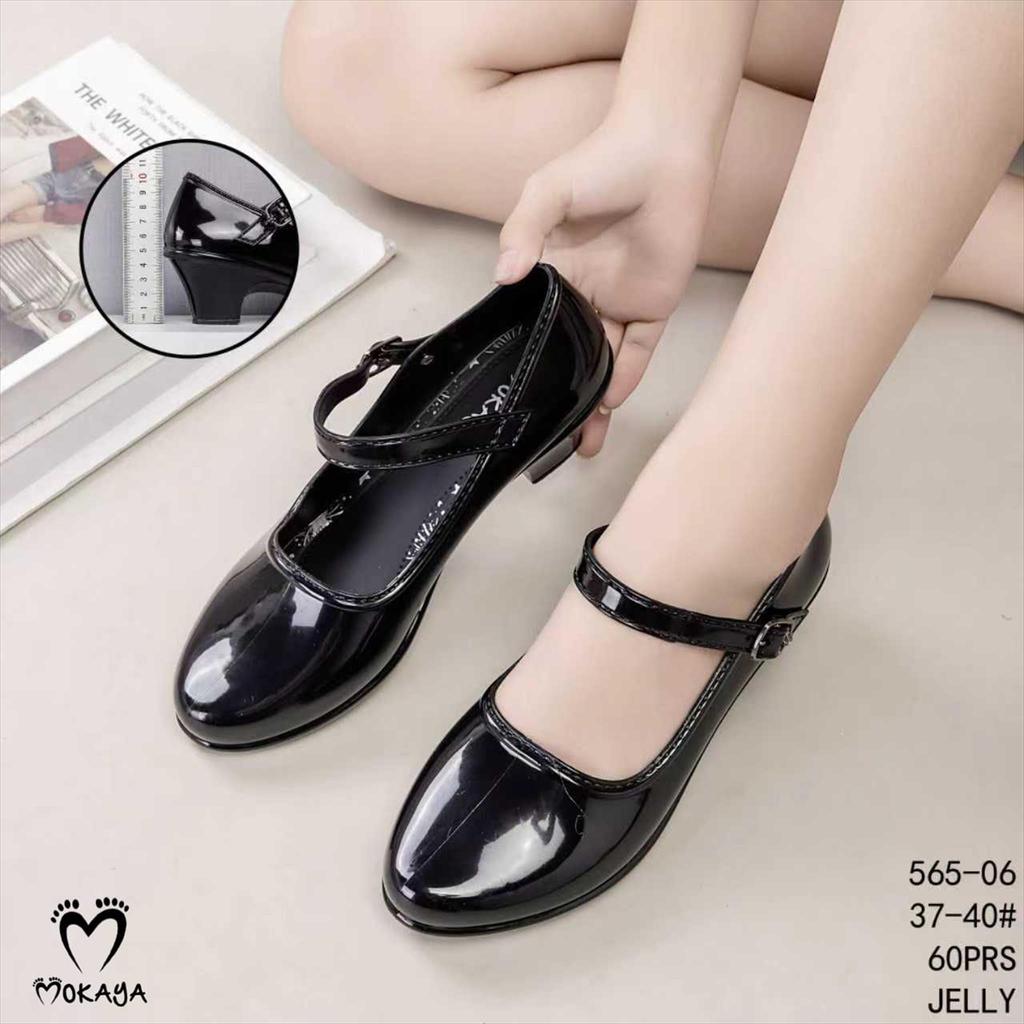 MOKAYA Sepatu Slop Jelly Pantofel Hak Tinggi Wanita Hitam Glossy Formal Tali Gesper Kotak Kecil Form
