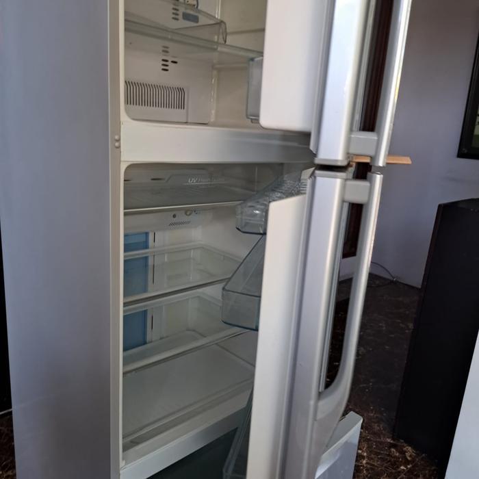 Kulkas Hitachi 3 Pintu
