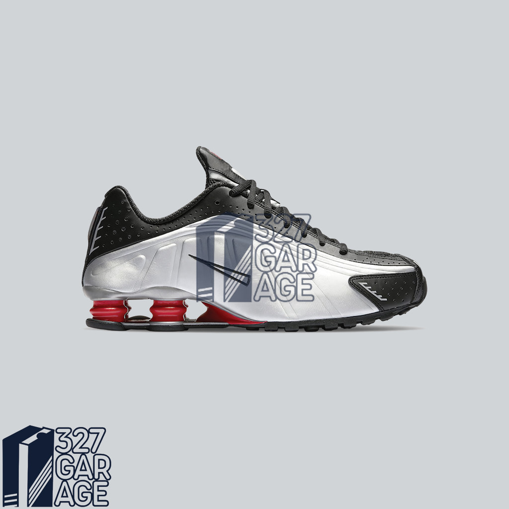 Sneakers Nike Shox R4 Black Silver Red Original BNIB Unisex