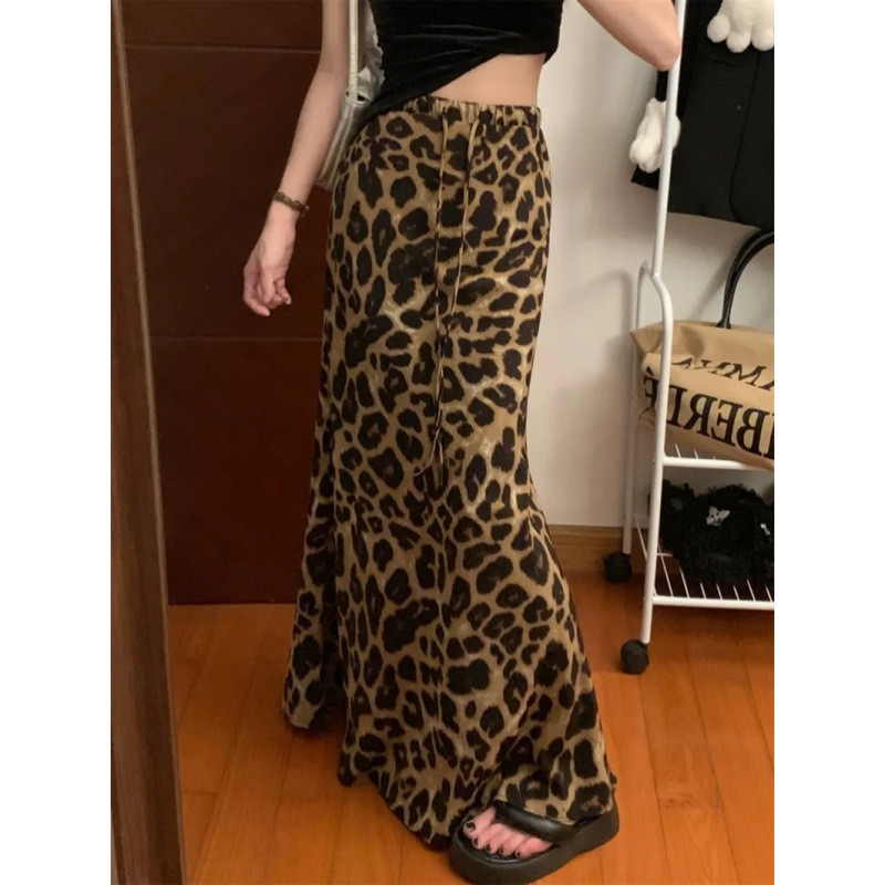Rok  cetak macan tutul retro musim panas 2025 pinggang tinggi liontin tipis fishtail  panjang pakaia