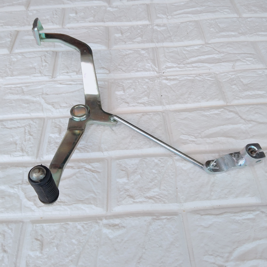 PERSNELING MOTOR PEDAL OPERAN GIGI MOTOR YAMAHA VIXION