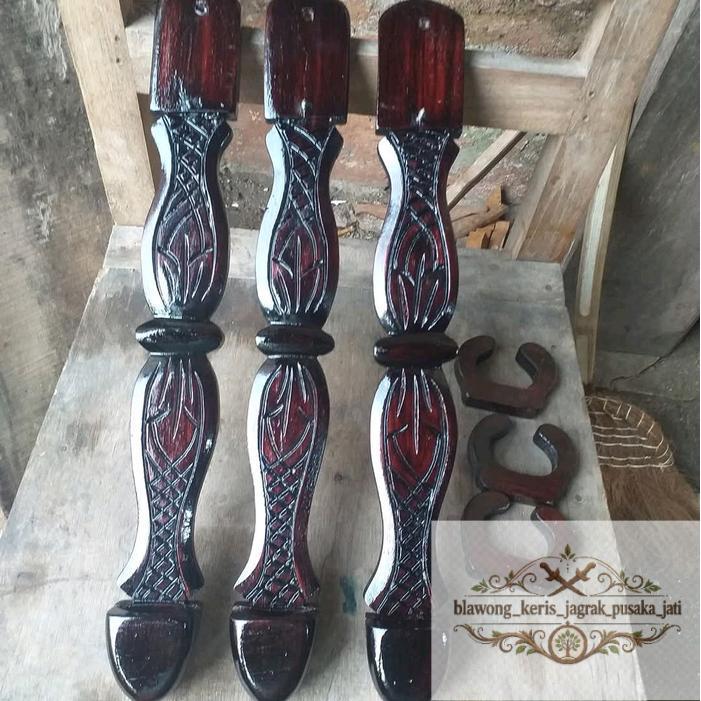 blawong dinding kayu jati