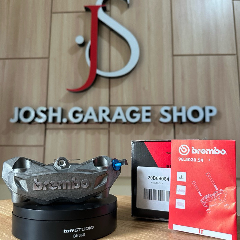 kaliper Radial Monoblok Brembo M432 kanan pitch 100 original Brembo SPA italy