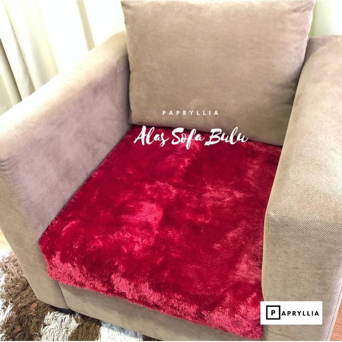 Alas Sofa Bulu Rasfur Ukuran 95x75cm ( Merah Maroon )