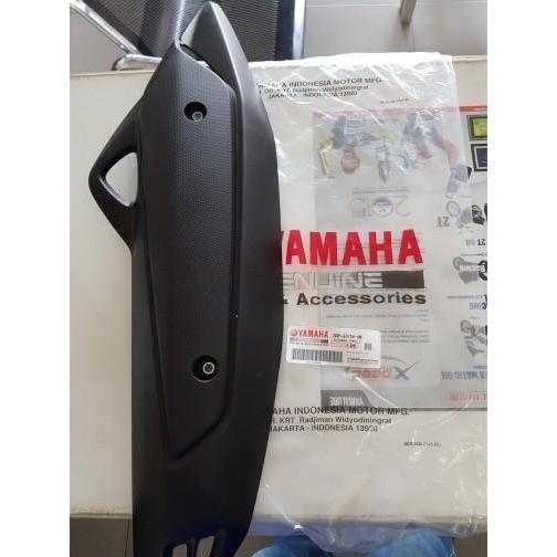cover knalpot nmax / tameng knalpot nmax / pelindung knalpot nmax ori - cover knalpot