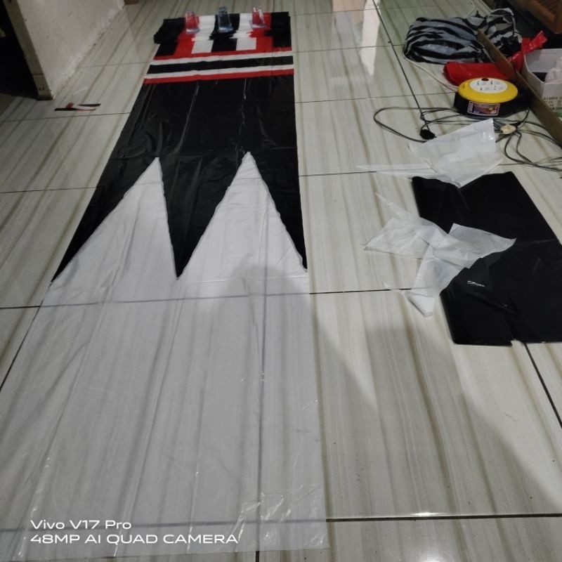 BLASFAS Gleber Janggan Ekor Layangan Plastik Murah