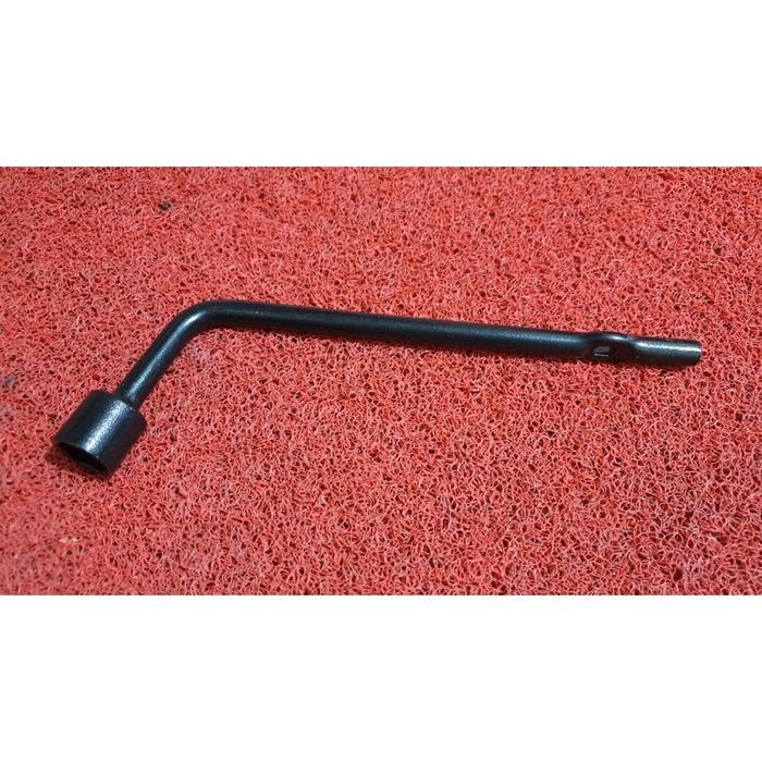 Paket Lengkap Kunci Roda 21 MM Avanza / Xenia Metema Original Baut Car - Kunci Roda 21