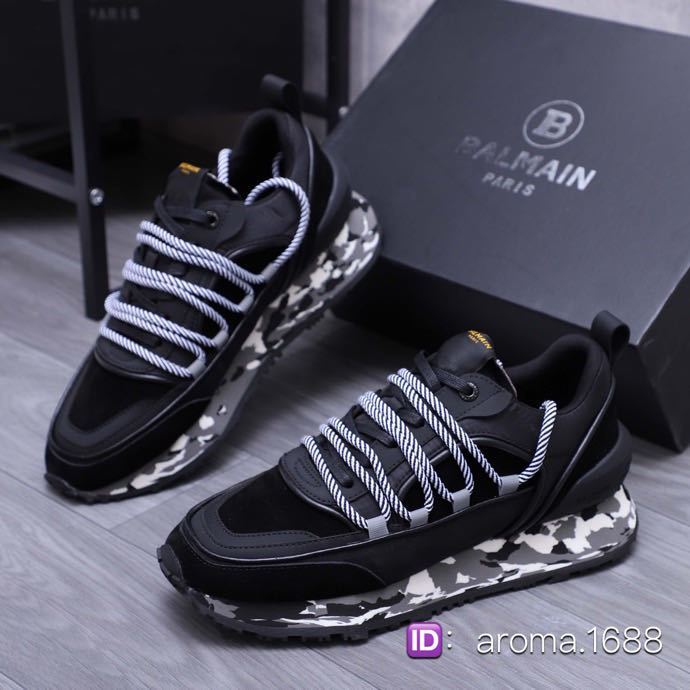 Sepatu olahraga yang bertentangan pria Balmain sepatu biasa