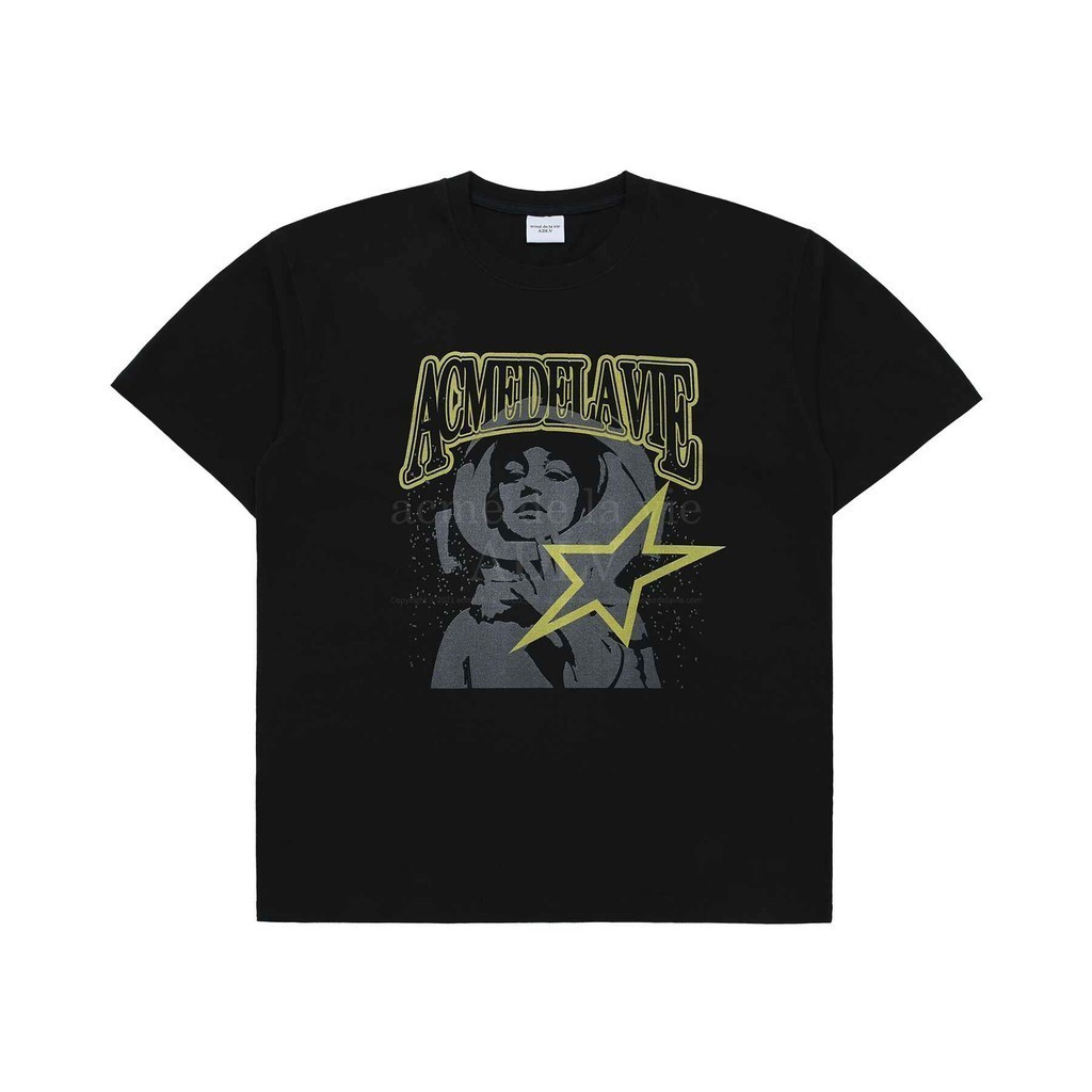 Ae Logo Astronaut Artwork Short Sleeve T-Shirt Black - Kaos Oversized Fit Unisex acme de la vie