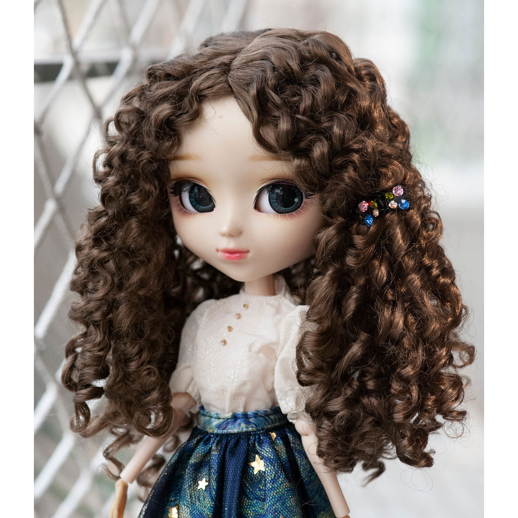 BJD Pullip Doll Wig Fashion Cut Short Curly Wig also for 1/3 BJD Dark Brown 8-9" Doll Wig