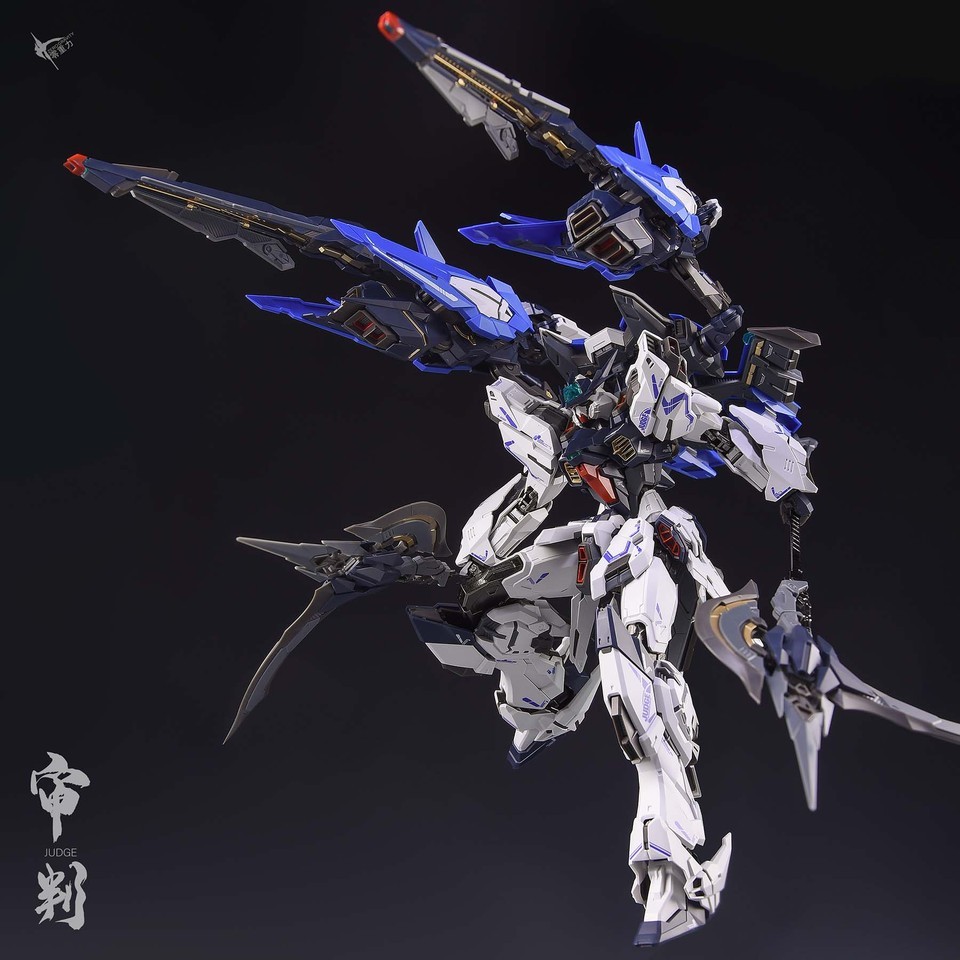 Zero Gravity Japan Robot [Moonlight Judge] Genius Assembly Action Figure Model Kit Toys Gift for lov