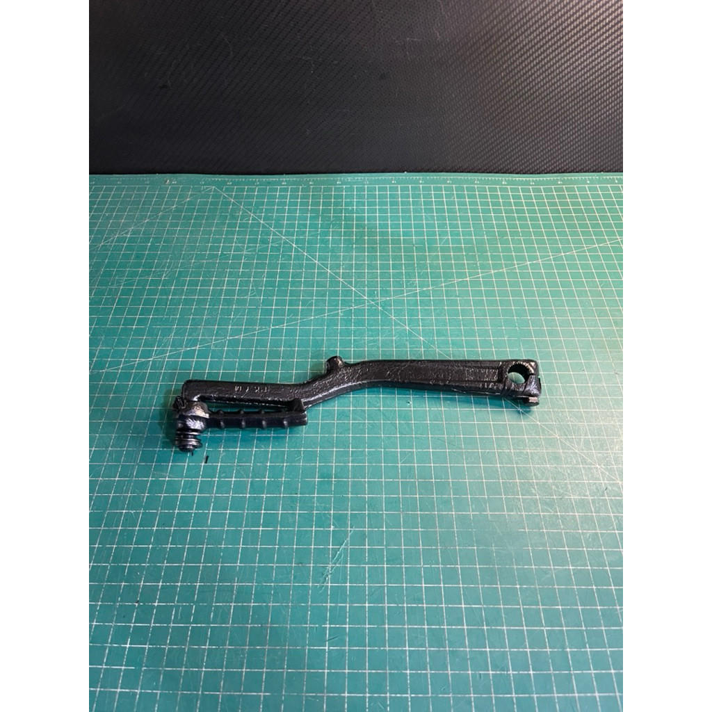 KICK STARTER/ENGKOL SEPEDA MOTOR XEON MERK TAKAYAMA
