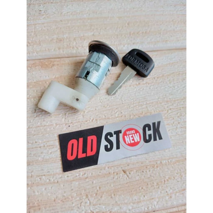 KUNCI KANCINGAN JOK BELAKANG HONDA C-800 ASTREA-800 PARTS MOTOR