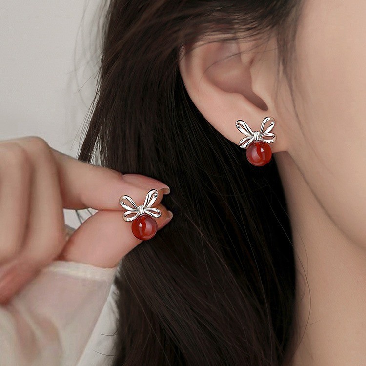 Anting-anting Stud Pita Merah Mutiara Baru Anting-anting Batu Mata Kucing Merah Wanita Mewah