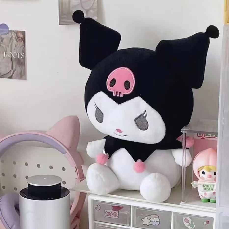 Boneka Kuromi Sanrio 25cm, Mainan Bulu yang Imut untuk Koleksi, Hadiah, atau Hadiah di Mesin Claw (C