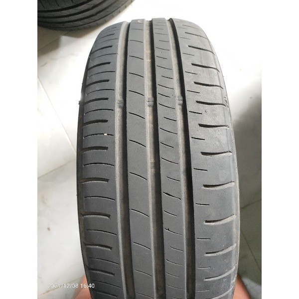 BAN MOBILUKURAN 175/60 R15 DUNLOP