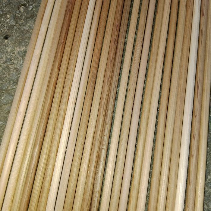 Dowel / shaft Panahan Kayu Cedar Aromatik 8 mm x 80 cm CG33