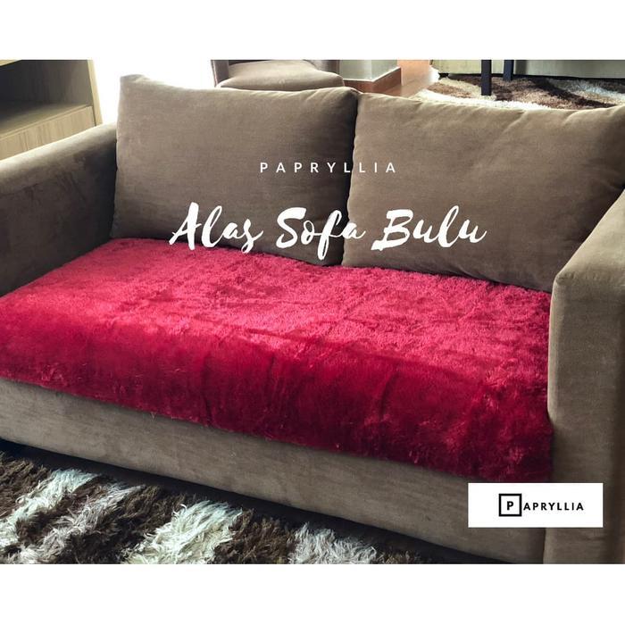 Krucils - Alas Sofa Bulu Rasfur Ukuran 150x150cm ( Merah Maroon )