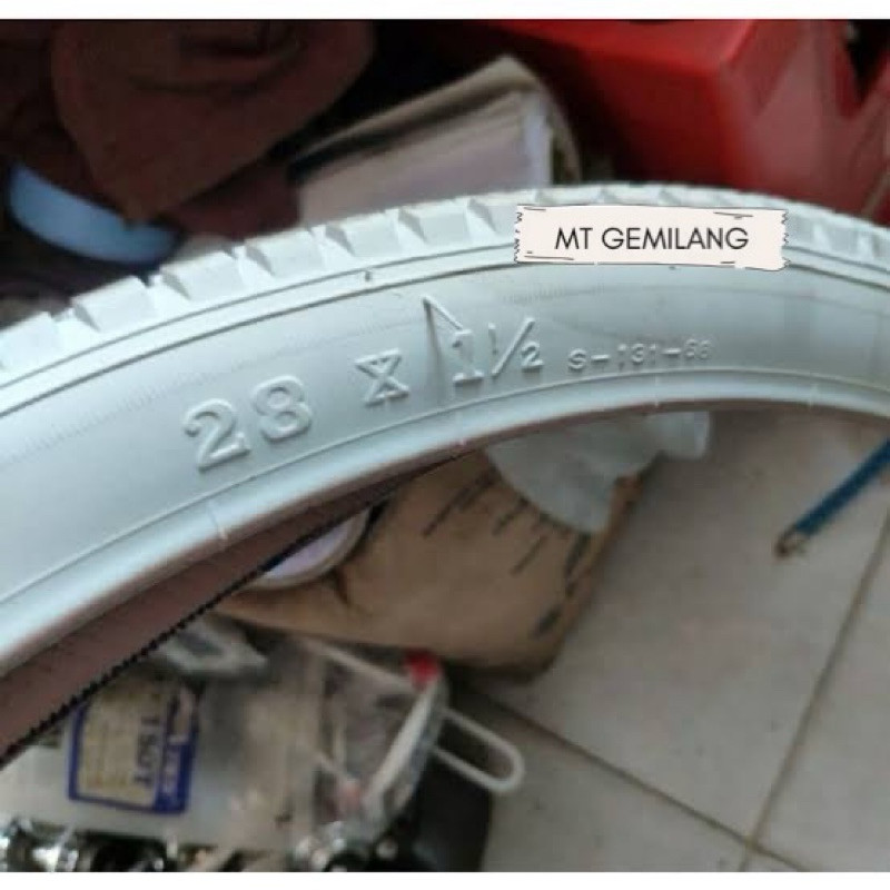 Ban Luar Sepeda 28×1 1/2 Onthel Kebo Putih Polos Swallow